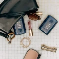 Oribe Supershine Smoothing Wax Stick - wygładzający wosk do niesfornych włosów 40g
